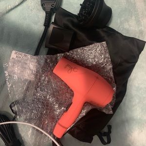 pyt mini hair dryer